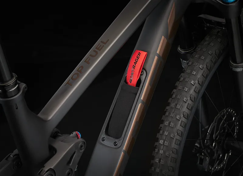 Trek Top Fuel 9.7 Full Suspension Mountain Bike 2024 in Raw Carbon-7